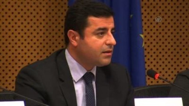 Demirtaş: Herhangi Bir Dilin Bütün Çocuklara Zorla, Zorunlu Olarak Öğretilmesine Karşıyız