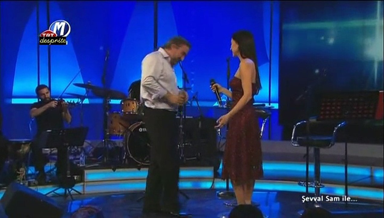 08 volkan konak şevval sam divane aşık gibi 05.04.2012 şevval sam ile