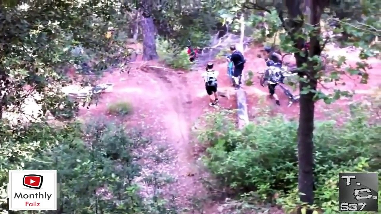 Caidas y videos graciosos 2014 Mujeres, hombres y animales - videos de risa