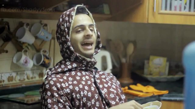 لما امك تقلك تعالي خد الاكل - Shady Srour Vines