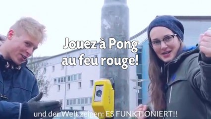 Jouez à Pong au feu rouge.