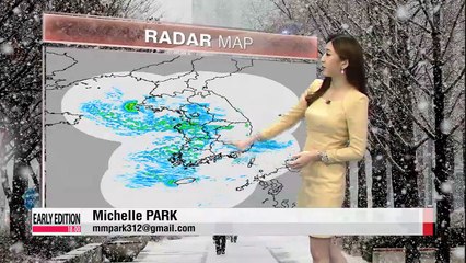 Heavy snow falls in Seoul through tonight