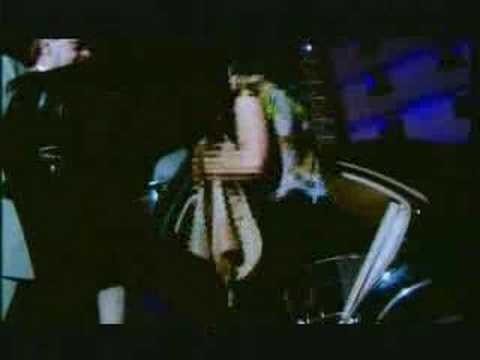 Γιώργος Τσαλίκης - Ξενυχτάω | Giorgos Tsalikis- Ksenyxtaw - Official Video Clip