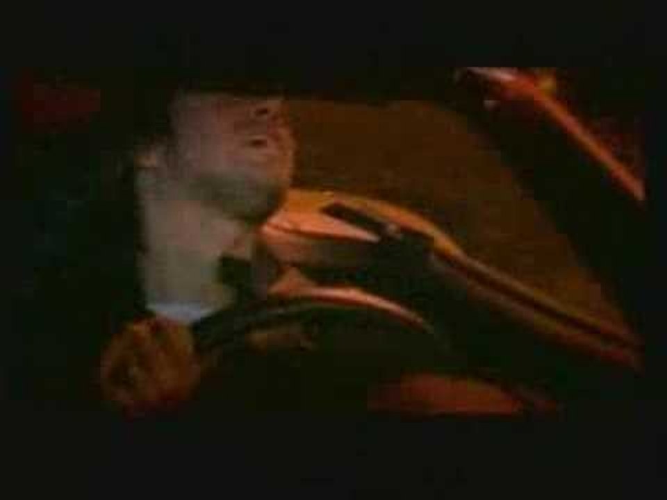 Πάνος Κιάμος - Στη φωτιά το χέρι μου | Panos Kiamos - Sti fotia to xeri mou - Official Video Clip