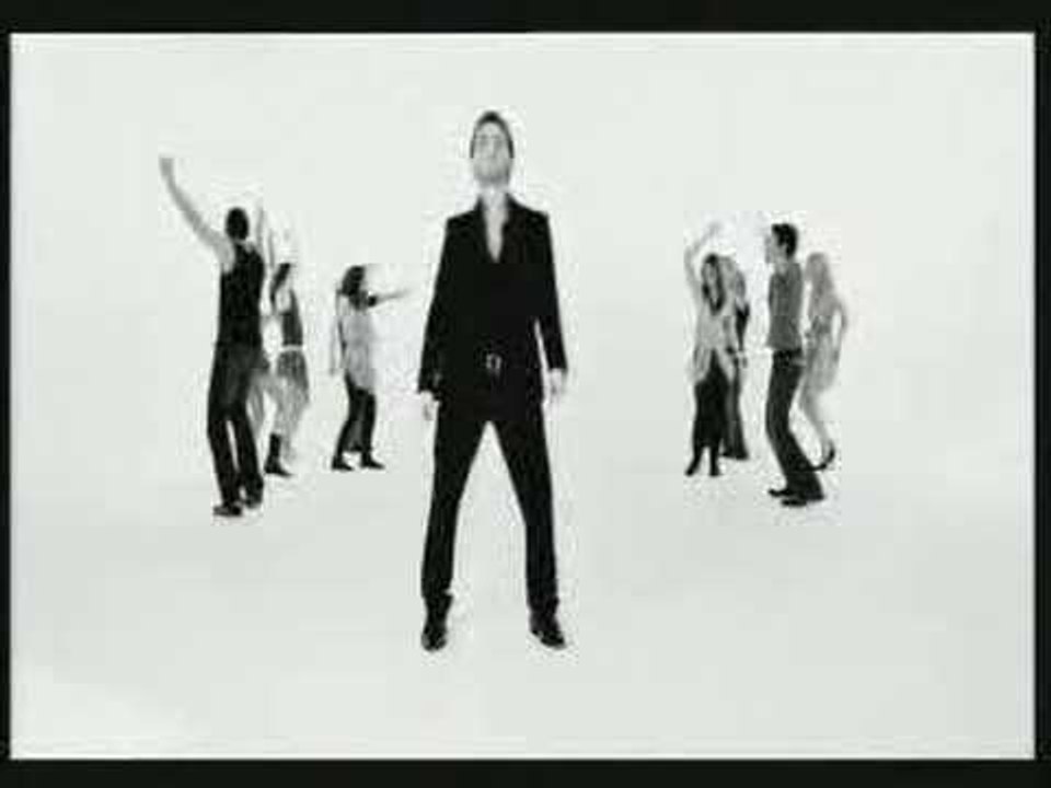 Μιχάλης Χατζηγιάννης - Χέρια Ψηλά | Mixalis Xatzigiannis - Xeria psila - Official Video Clip