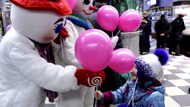 В ЦУМ спешат снеговики!