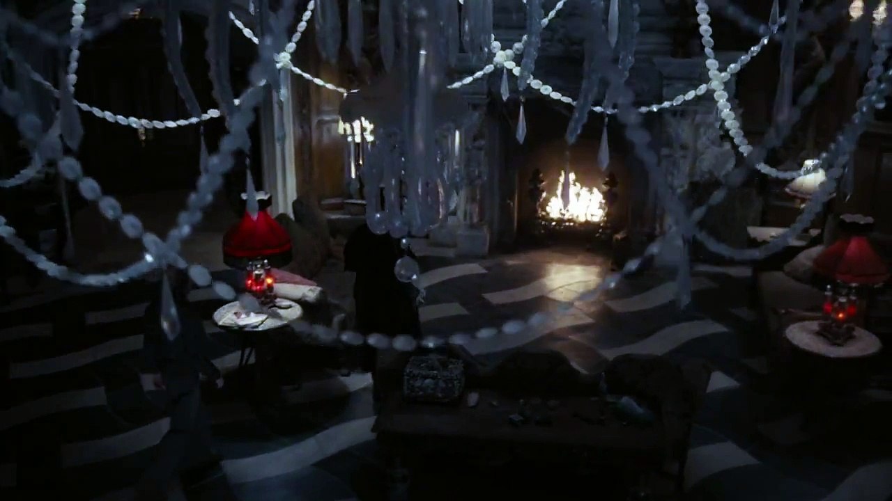 HBO_ Dark Shadows Trailer