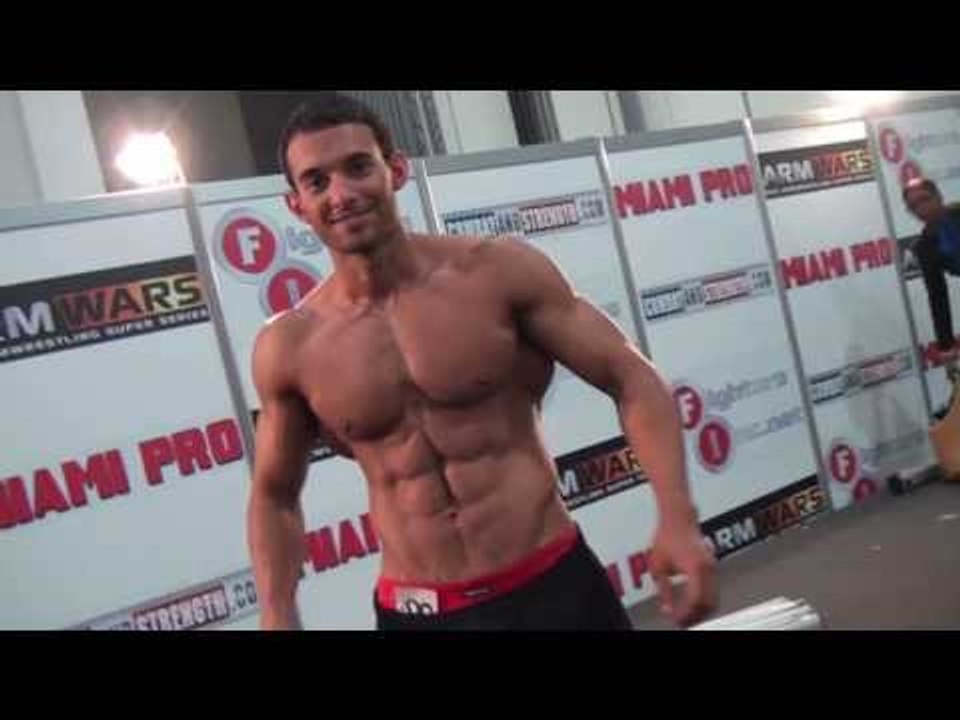 BOYBAND KENZIE BECOMES FITNESS MODEL
