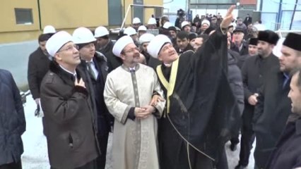 Diyanet İşleri Başkanı Görmez - Cami Minaresine Alem