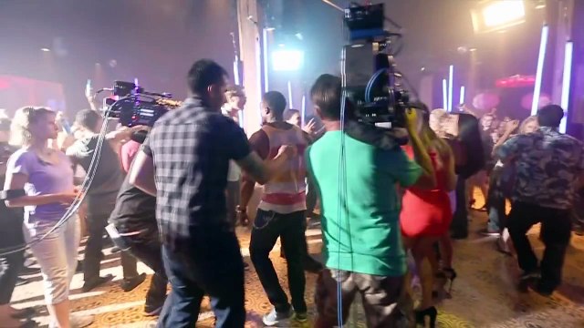 Hello Ladies Season 1_ Invitation to the Set (HBO)