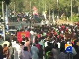 KarachiShutDown: Imran Khan left for Karachi Airport.-Geo Reports-12 Dec 2014