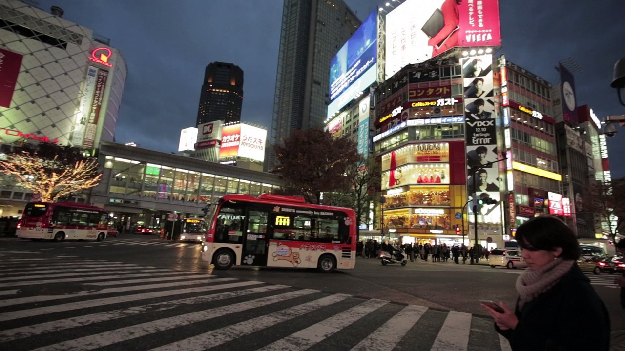 Interview de Raf Simons au défilé Dior à Tokyo