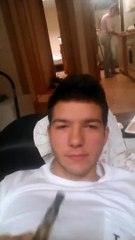 Annesinin Elektronik Sigaraya Tepkisi ve Kafada Çıkan O Mükemmel Ses