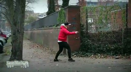 Korkudan Üç Buçuk Attıran Vurulma Şakası