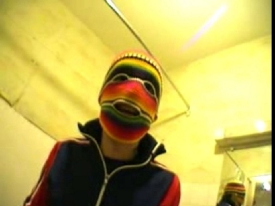 shower show 13 - disparition!