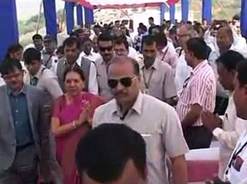 Anandiben Patel visits Narmada Dam site prior to Indian Tourism Day