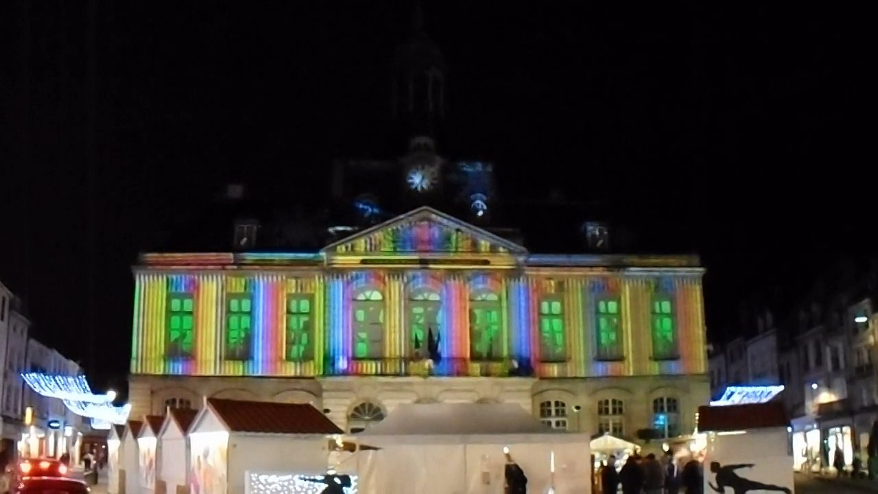 ILLUMINATIONS DE NOEL A CHAUMONT