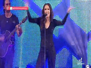 Malú - A prueba de ti - Premios 40 - 12/12/2014