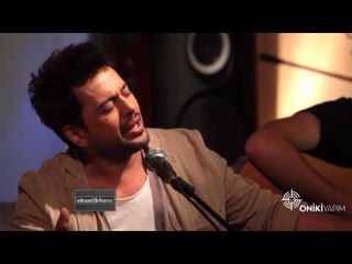 Emre Altuğ - Masal Sevdayla Başlar (Akustikhane)