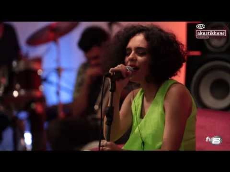 Yasemin Mori - Muşta (Akustikhane)