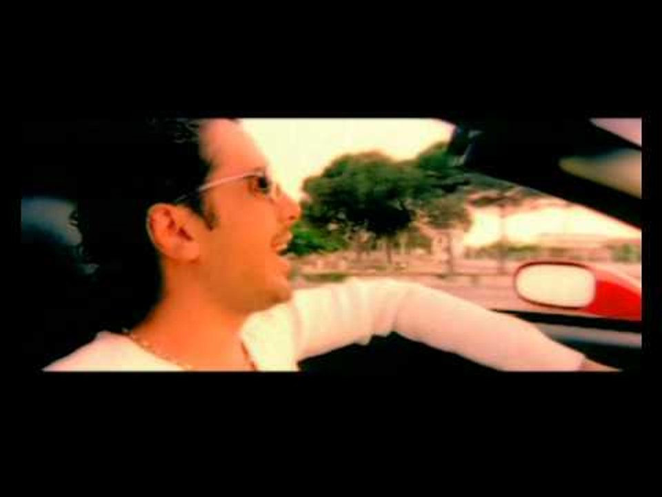 Emre Altuğ - Yalan (Official Video)