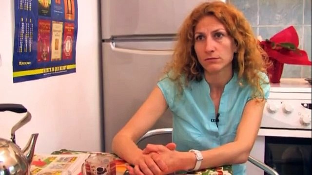 Съдби на Кръстопът (12.12.2014) Цял Епизод - Жена тормози семейството на колега