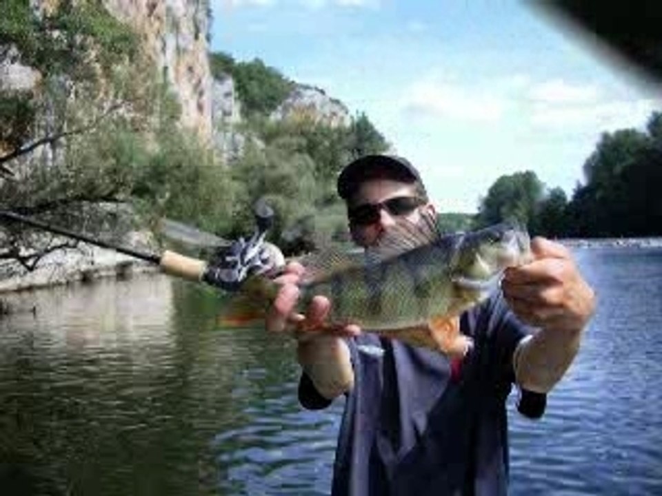 pêche eau douce aux leurres