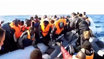 IMMIGRAZIONE, PICCHETTI AI CENTRI