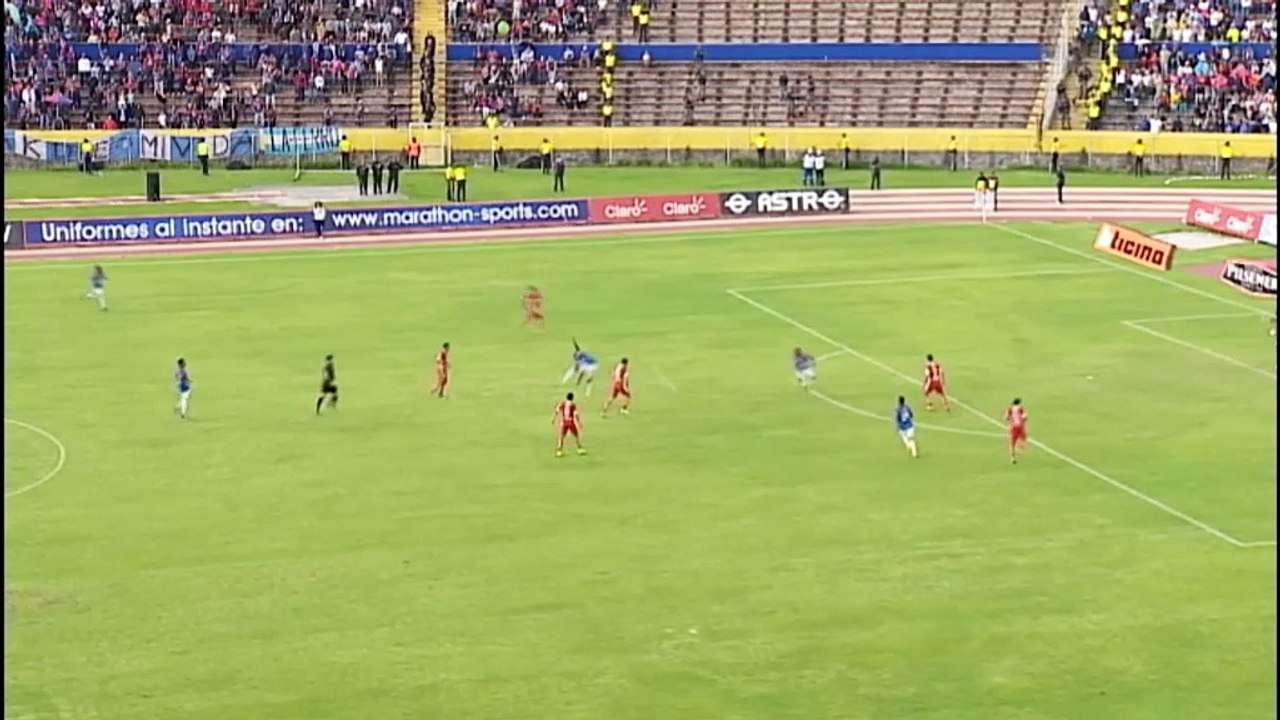 Ecuador: Abschlag, Fallrückzieher, Traumtor!