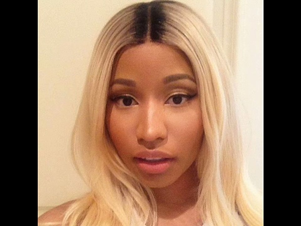 Nicki Minaj & 2 Chainz - Beez In The Trap Karaoke