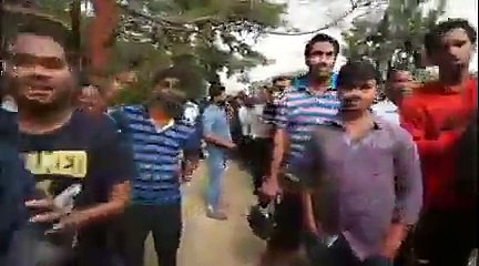 Champions Trophy 2014 - Queues pour obtenir ticket Inde-Pakistan