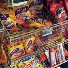 Enfin un défi Facebook intelligent : un panier-repas pour les SDF