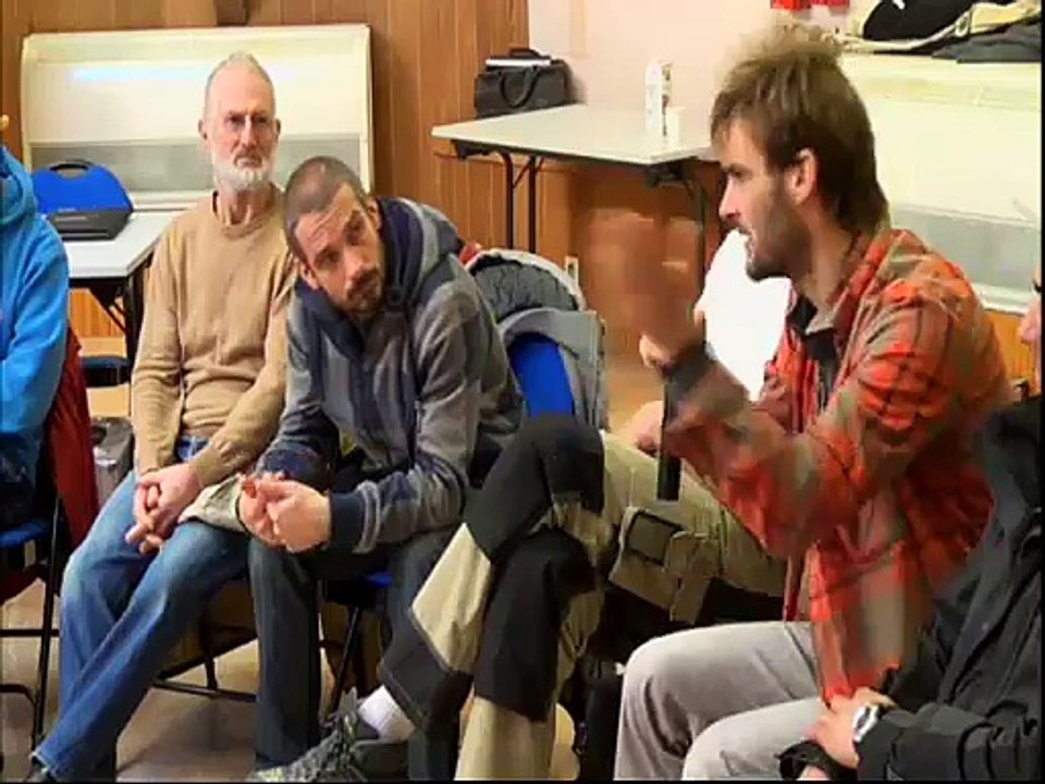 Table ronde lors de l'AG du collectif "RGE ... pas comme ça"