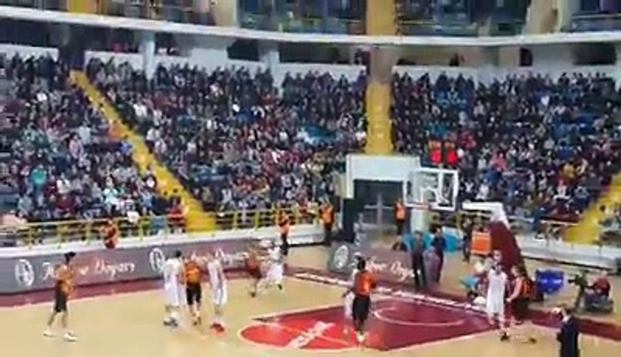 Galatasaray derbisinde Trabzonspor'a müthiş destek