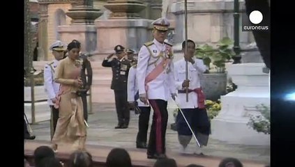 کناره گیری ملکه تایلند از عنوان سلطنتی