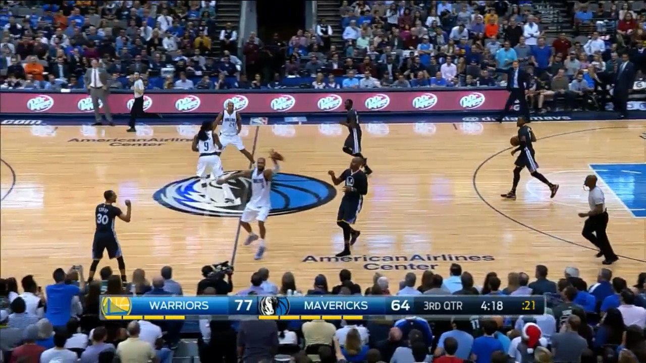 Quand Tyson Chandler intercepte une... chaussure !
