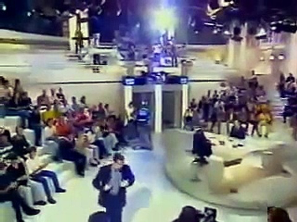 Bruno Gaccio face à Nicolas Sarkozy