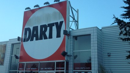 Fermeture dominicale : l'accès au magasin Darty bloqué