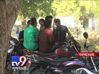 Ahmedabad: Girl students come out in support of accused - Tv9 Gujarati