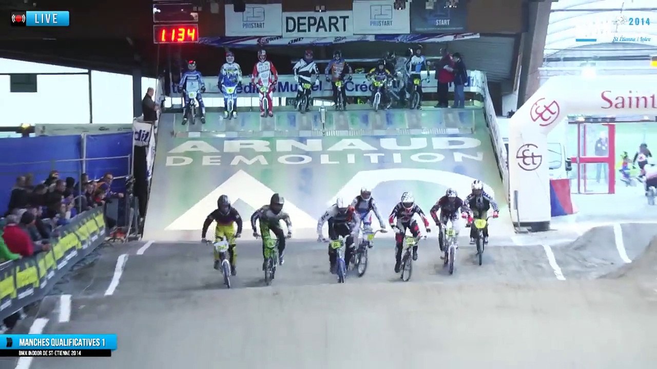 Replay manches 1 minimes cadets 19ème BMX Indoor de St-Etienne 2014 (REPLAY)