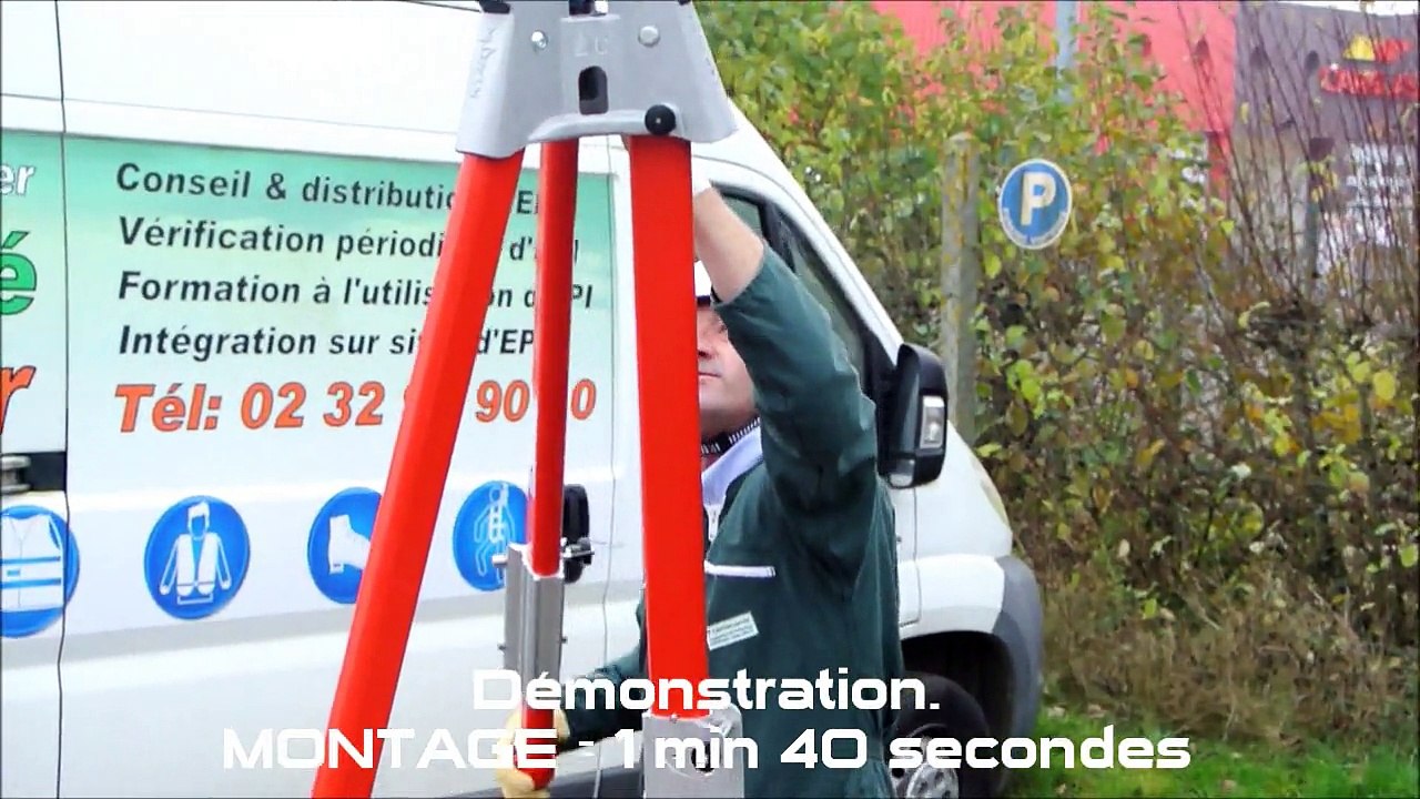 CBHS DEMO TREPIED DE SECURITE EN795B ET DE LEVAGE CHARGE 500 KG. CATEC. www.cbhs.fr