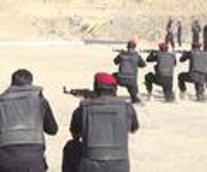 Pakistanlı polis komandoların eğitimi