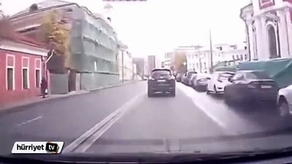 Makas atan sürücüye dersini veren kadın helal olsun