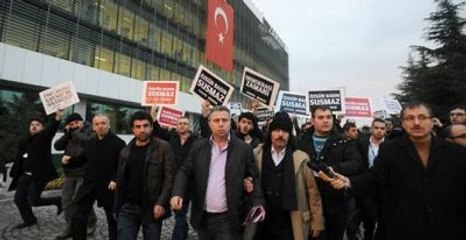 Dünya Basını, Cemaat Operasyonunu Nasıl Duyurdu?