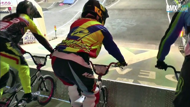 Replay manches 2 dimanche après-midi 19ème BMX Indoor de St-Etienne 2014