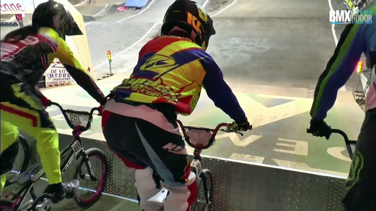 Replay manches 2 dimanche après-midi 19ème BMX Indoor de St-Etienne 2014