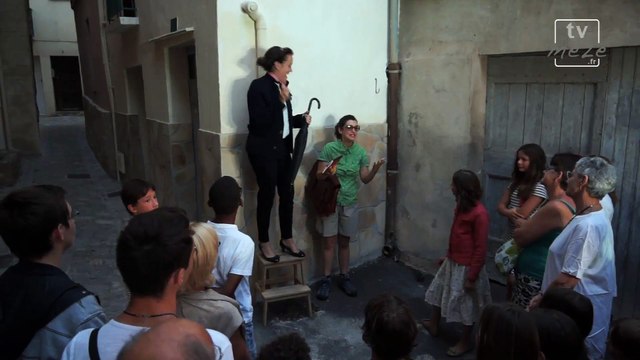 1907, la révolte des vignerons. Visite théâtralisée dans les rues de Mèze - épisode 2