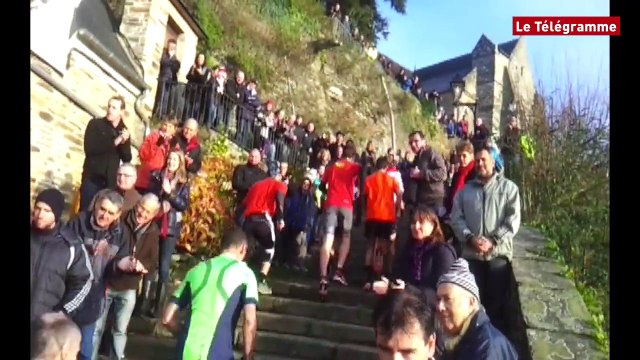 Lannion. Un millier de coureurs à l'assaut des escaliers de Brélévenez