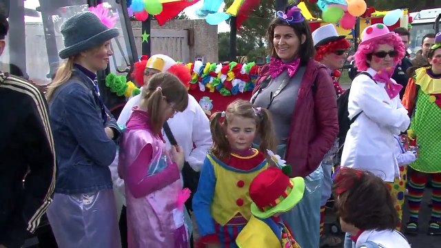 2013 - Saint-Thibéry - Carnaval (deuxième Partie)