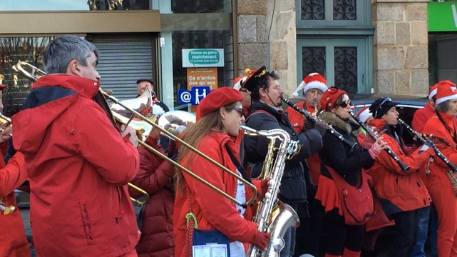 Un dimanche animé dans le centre ville de Redon